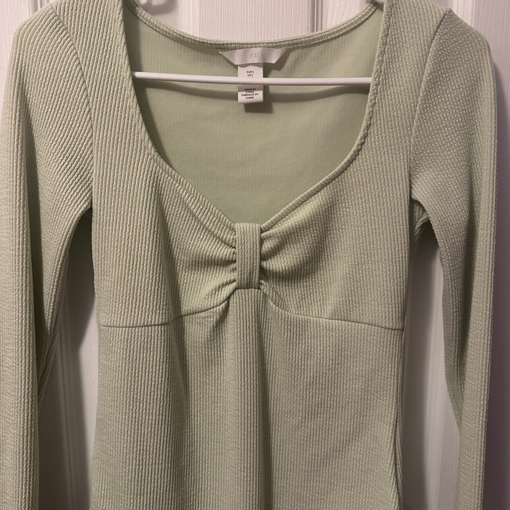 H&M Light Green Ribbed Bodysuit